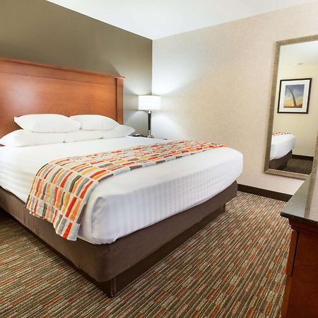 Drury Inn & Suites St. Louis Creve Coeur Exterior foto